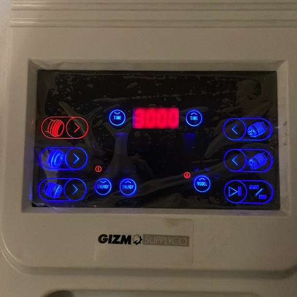 Lightly used Lipolaser/ Cavitation Machine - Picture 4 of 5